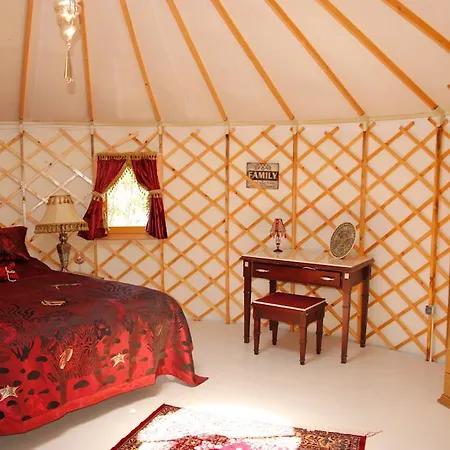 Avalon Steppes Glamping Holidays Cort de lux
