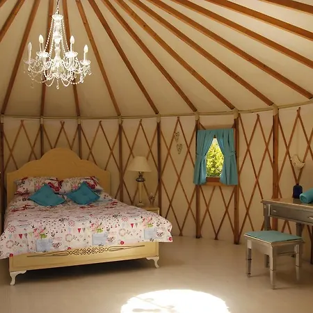 Avalon Steppes Glamping Holidays Cort de lux